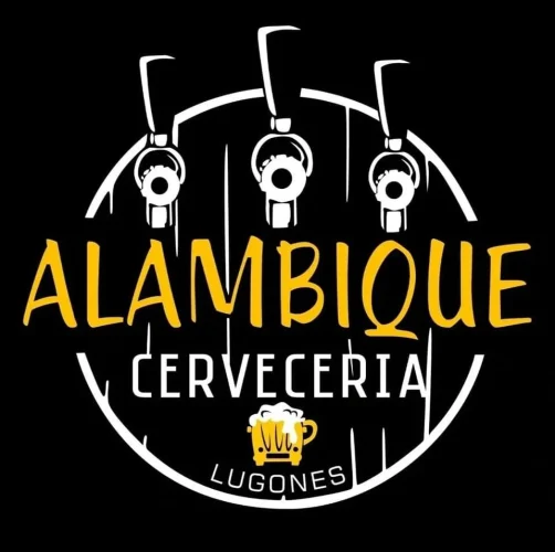 Logotipo de la Cervecería Alambique de Lugones, con tres grifos de cerveza sobre fondo negro y letras amarillas y blancas.